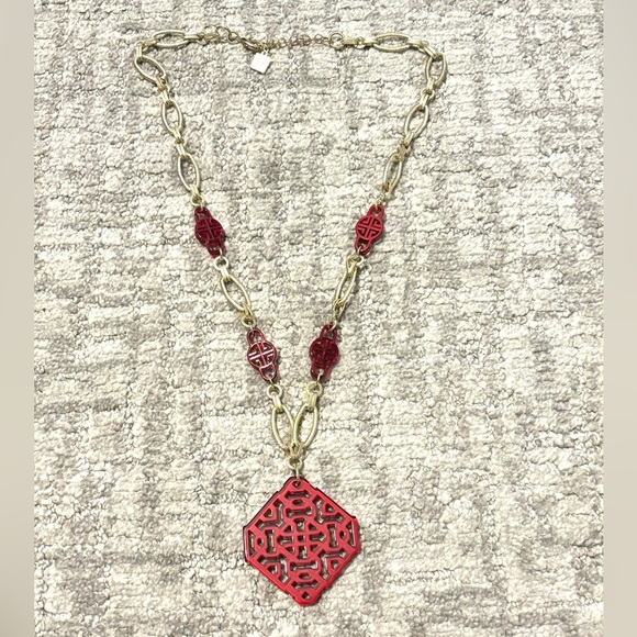 Zenzii Rose Resin Pendent Necklace - Picture 1 of 6
